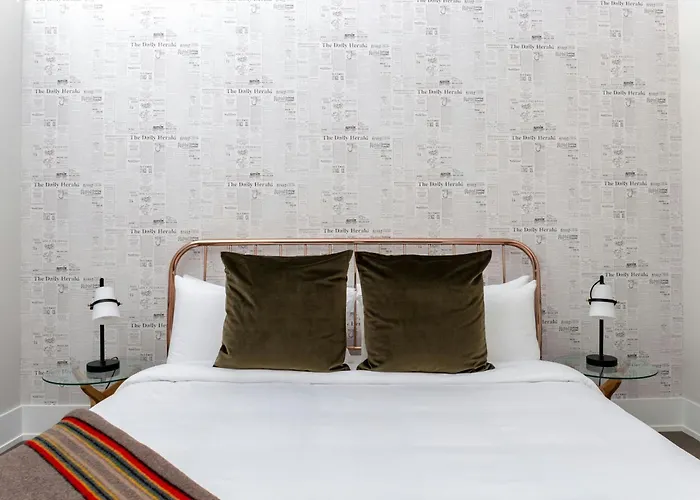 Sonder By Marriott Bonvoy Greektown Apartahotel Chicago
