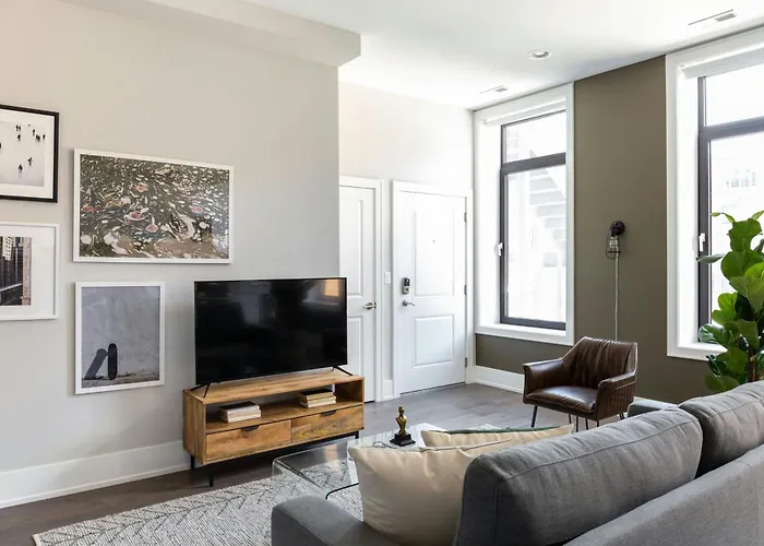 Sonder By Marriott Bonvoy Greektown Apartahotel Chicago