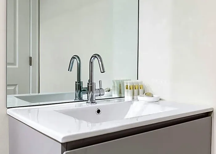Sonder By Marriott Bonvoy Greektown Apartahotel 4*